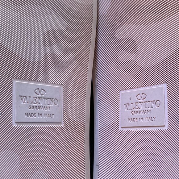 VALENTINO ROCKSTUD ACCENTS SLIDES - Picture 8 of 16